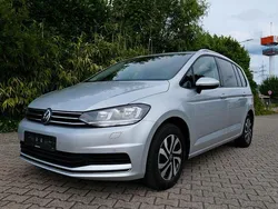Reflexsilber Gebraucht 2021 VW Touran Active Van / Kleinbus | 20.900 € (Superpreis)