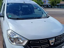 Weiß Gebraucht 2017 Dacia Dokker Celebration Van | 9.700 € (Fairer Preis)