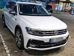 Weiß Gebraucht 2019 VW Tiguan R-line SUV | 29.000 € (Etwas zu teuer)