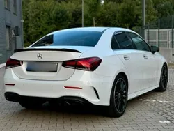 Weiß Gebraucht 2020 Mercedes A220 AMG line Limousine | 27.500 € (Fairer Preis)