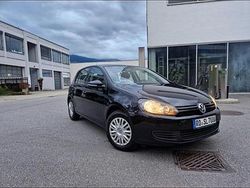 Schwarz Gebraucht 2010 VW Golf VI Kleinwagen | 3.200 €