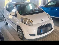 Weiß Gebraucht 2011 Citroën C1 Kleinwagen | 1.750 € (Fairer Preis)