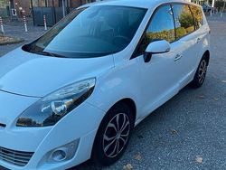 Weiß Gebraucht 2010 Renault Mégane III Van / Kleinbus | 3.990 €