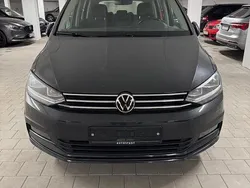 Grau Gebraucht 2020 VW Touran Comfortline Van / Kleinbus | 23.400 € (Guter Preis)