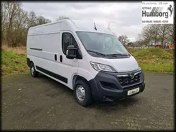 Weiss Gebraucht 2024 Opel Movano Selection Van | 30.870 € (Fairer Preis)