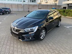 Schwarz Gebraucht 2017 Renault Mégane GrandTour Experience Kombi | 6.500 € (Fairer Preis)