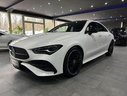 Weiß Gebraucht 2024 Mercedes CLA200 AMG line Limousine | 37.890 € (Etwas zu teuer)