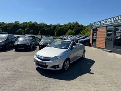 Silber Gebraucht 2006 Opel Tigra Sport Cabrio | 1.990 € (Guter Preis)