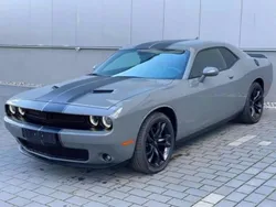Grau Gebraucht 2018 Dodge Challenger SXT Coupé | 22.999 €