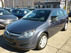 Metro metallic Gebraucht 2010 Opel Astra Selection Kombi | 1.900 € (Teuer)