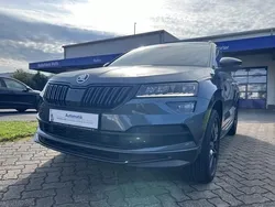 Grau Gebraucht 2019 Skoda Karoq SportLine SUV | 27.990 € (Teuer)
