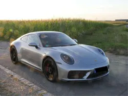 Porsche 911 Carrera GTS