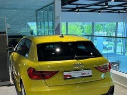 Gelb Gebraucht 2023 Audi A1 Sportback Sport Kleinwagen | 21.000 € (Guter Preis)