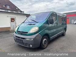 Grün Gebraucht 2004 Opel Vivaro Van | 4.300 €