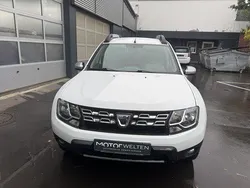 Gletscherweiss Gebraucht 2014 Dacia Duster Prestige SUV | 7.900 € (Fairer Preis)