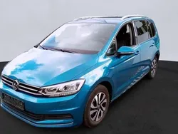 Caribbean blue metallic Gebraucht 2021 VW Touran Active Van / Kleinbus | 25.740 € (Guter Preis)