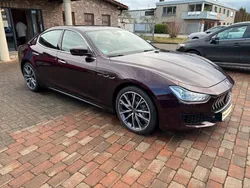 Rot Gebraucht 2018 Maserati Ghibli Coupé | 39.650 € (Fairer Preis)