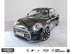 Midnight black metallic Gebraucht 2023 Mini Cooper Classic Kleinwagen | 25.880 €