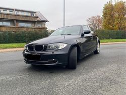 Schwarz Gebraucht 2011 BMW 120 Kleinwagen | 4.990 €
