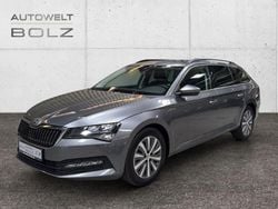 Grau Gebraucht 2022 Skoda Superb Ambition Kombi | 22.790 € (Superpreis)