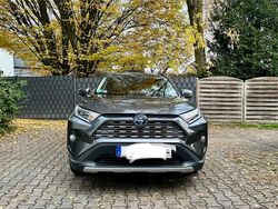 Grau Gebraucht 2019 Toyota RAV4 Lounge SUV | 28.400 €