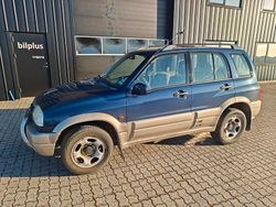 Blau Gebraucht 2001 Suzuki Grand Vitara SUV | 2.400 €