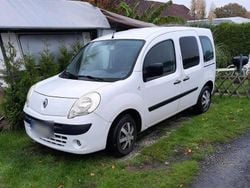 Weiß Gebraucht 2009 Renault Kangoo Kombi | 2.900 € (Guter Preis)