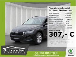 Grau Gebraucht 2024 Skoda Octavia Essence Kombi | 26.880 € (Superpreis)