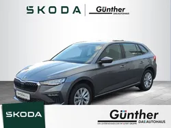 Graphitegrau metallic Gebraucht 2024 Skoda Scala Selection Kleinwagen | 23.690 € (Etwas zu teuer)