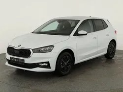 Weiss Neu 2025 Skoda Fabia Selection Limousine | 21.549 € (Etwas zu teuer)