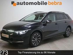 Deep black Gebraucht 2022 VW Golf VIII Style Kombi | 23.290 € (Guter Preis)