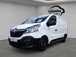 Weiss Gebraucht 2021 Renault Trafic Van / Kleinbus | 16.779 € (Guter Preis)