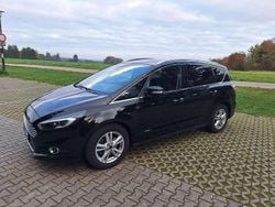 Schwarz Gebraucht 2019 Ford S-MAX Titanium Van / Kleinbus | 17.490 € (Superpreis)