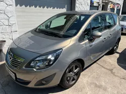 Braun Gebraucht 2011 Opel Meriva Innovation Van / Kleinbus | 6.800 € (Etwas zu teuer)