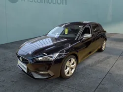 Schwarz Gebraucht 2024 Seat Leon FR Limousine | 27.708 € (Fairer Preis)