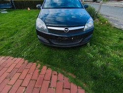 Schwarz Gebraucht 2009 Opel Astra GTC Coupé | 2.000 € (Guter Preis)