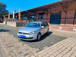 Silber Gebraucht 2011 VW Golf VI Kombi | 4.899 € (Fairer Preis)