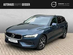 Denim blue Gebraucht 2024 Volvo V60 Core Kombi | 35.890 € (Superpreis)