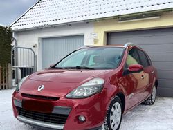 Rot Gebraucht 2011 Renault Clio GrandTour Kombi | 3.250 € (Fairer Preis)