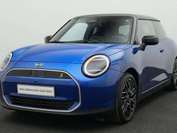 Blau Gebraucht 2024 Mini Cooper SE Favoured Kleinwagen | 34.228 € (Etwas zu teuer)