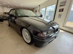 Schwarz Gebraucht 1994 BMW 318 Cabriolet Performance Cabrio | 11.499 €