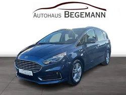 Blau Gebraucht 2022 Ford S-MAX Titanium Van / Kleinbus | 26.450 € (Fairer Preis)