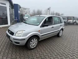 Silber Gebraucht 2004 Ford Fusion Ambiente Kleinwagen | 999 €