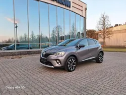 Grau Gebraucht 2023 Renault Captur Techno SUV | 21.990 € (Fairer Preis)