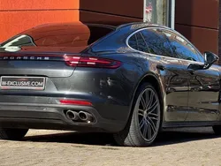Schwarz Gebraucht 2017 Porsche Panamera 4S Limousine | 51.900 €