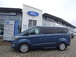 Chromablau metallic Gebraucht 2023 Ford Tourneo Custom Titanium X Van / Kleinbus | 45.900 € (Fairer Preis)