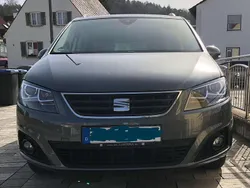 Grau Gebraucht 2016 Seat Alhambra Van / Kleinbus | 21.500 € (Fairer Preis)