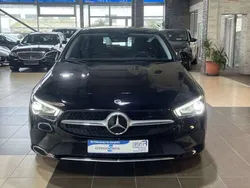 Nachtschwarz unilack Gebraucht 2020 Mercedes CLA220 Limousine | 26.000 € (Fairer Preis)