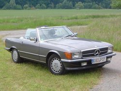 Grau Gebraucht 1986 Mercedes SL300 Cabrio | 29.500 €