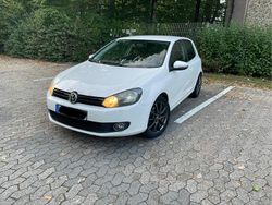 Weiß Gebraucht 2009 VW Golf VI Limousine | 4.300 € (Guter Preis)